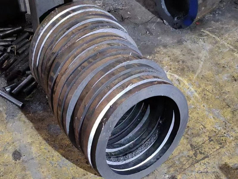永城30CrMo无缝钢管切割